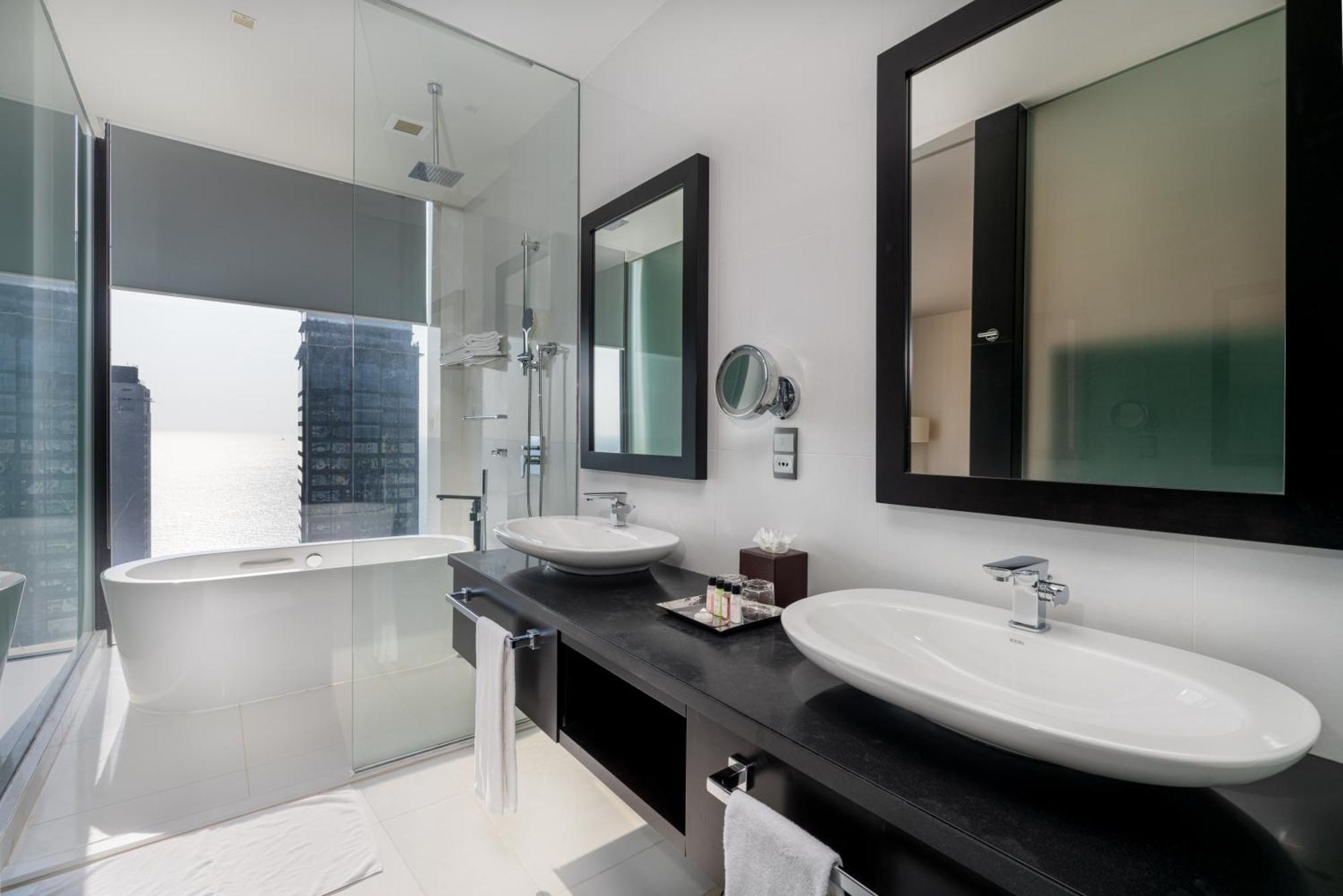 Nh Collection Hotel
